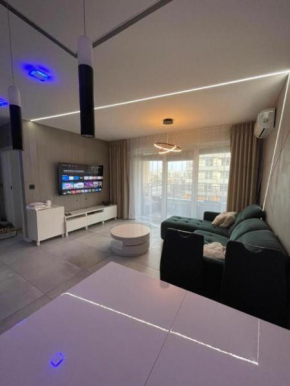 AirPort Apartment Cybernetyki